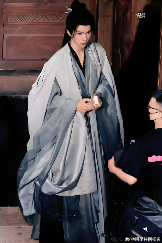 LOVE IN THE CLOUDS Ru Qing Yun New Drama Spy Love Male Female Beautiful Chinese Fairy Costumes Delicate Embroidery Flowered Beading Immortal Hanfu Stage Wear
