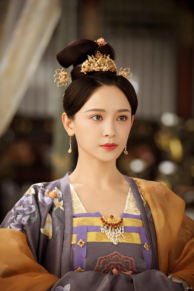 Feng Qi Ni Chang Weaving A Tale of Love Tang Dynasty Drama Story about a female Fashion Designer at Tang Dynasty Palace Court Hanfu Princess Empress Emperor Clothing Making Story Actress Nala Embroidery Daily Wear Tang High Waist Ru Qun