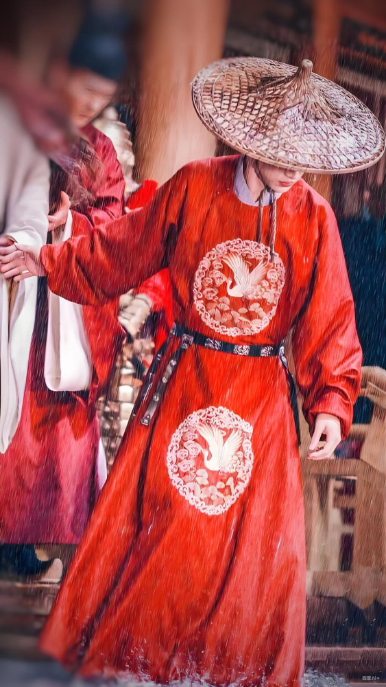 Feng Qi Ni Chang Weaving A Tale of Love Tang Dynasty Drama Story about a female Fashion Designer at Tang Dynasty Palace Court Hanfu Princess Empress Emperor Clothing Making Story Actress Nala Embroidery Daily Wear Tang High Waist Ru Qun