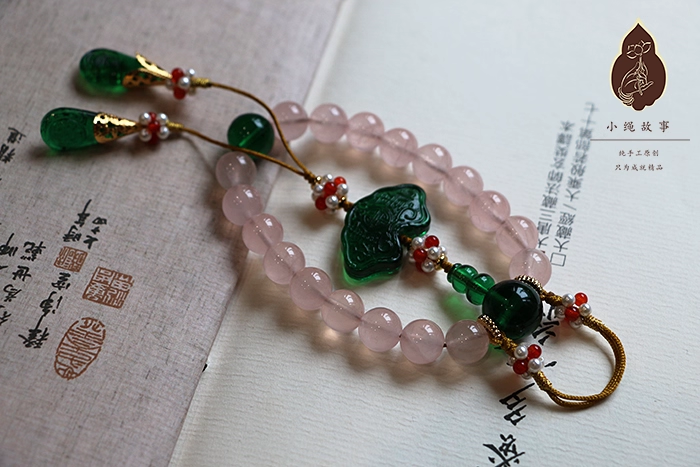 High Quality Precious Natural Stone Handmade Vintage Jewelry Brooch Collar Buckle Hanging Accessory Hanfu Cheongsam Accessory Chinese National Style Agate Crystal Pearl Jade Piece Beading Bracelet Mobile Chain Car Hanging Charm Brooch Ya Jin Shi Ba Zi