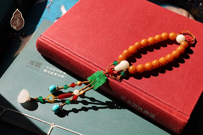 High Quality Precious Natural Stone Handmade Vintage Jewelry Brooch Collar Buckle Hanging Accessory Hanfu Cheongsam Accessory Chinese National Style Agate Crystal Pearl Jade Piece Beading Bracelet Mobile Chain Car Hanging Charm Brooch Ya Jin Shi Ba Zi