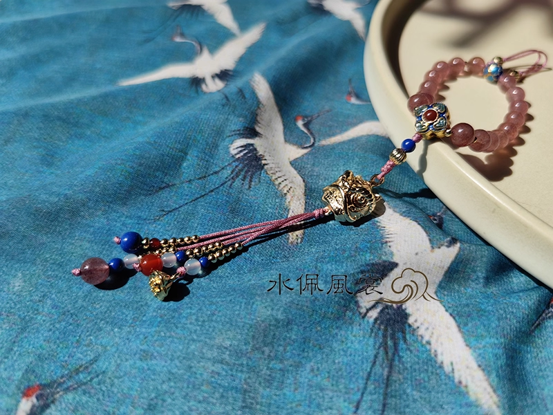 High Quality Precious Natural Stone Handmade Vintage Jewelry Brooch Collar Buckle Hanging Accessory Hanfu Cheongsam Accessory Chinese National Style Agate Crystal Pearl Jade Piece Beading Bracelet Mobile Chain Car Hanging Charm Brooch Ya Jin Shi Ba Zi