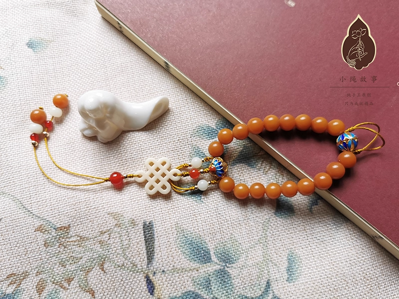 High Quality Precious Natural Stone Handmade Vintage Jewelry Brooch Collar Buckle Hanging Accessory Hanfu Cheongsam Accessory Chinese National Style Agate Crystal Pearl Jade Piece Beading Bracelet Mobile Chain Car Hanging Charm Brooch Ya Jin Shi Ba Zi