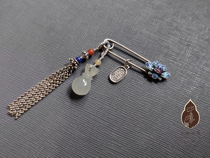 High Quality Precious Stone Natural Stone Handmade Jewelry Collar Buckle Car Pendant Mobile Charms Mobile Chain Key Chain Brooch Hanfu Cheongsam Accessory Daily Wear Bag Pendant Chinese Style Vintage Pendants Late Qing Dynasty Modern