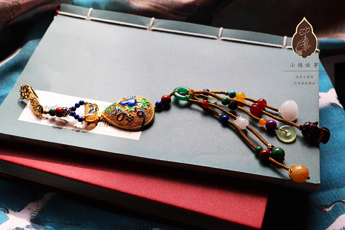 High Quality Precious Stone Natural Stone Handmade Jewelry Collar Buckle Car Pendant Mobile Charms Mobile Chain Key Chain Brooch Hanfu Cheongsam Accessory Daily Wear Bag Pendant Chinese Style Vintage Pendants Late Qing Dynasty Modern