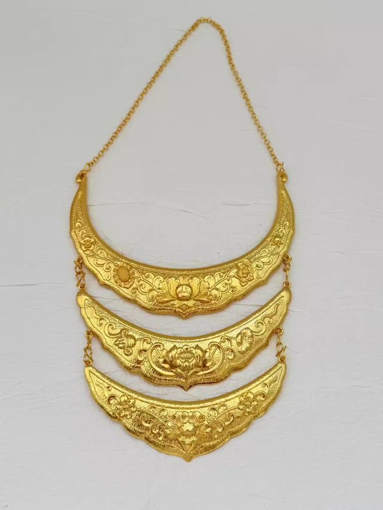 100% Duplicate Ancient Chinese Tang Dynasty Wall Paint Hair Accessories for Tang Empress Princess Gold Plated Hair Jewelry with Genuine Silk Iron Flowers Hanfu Clothing Accessories Hair Piece Hair Tiaras Sticks Earrings Necklace