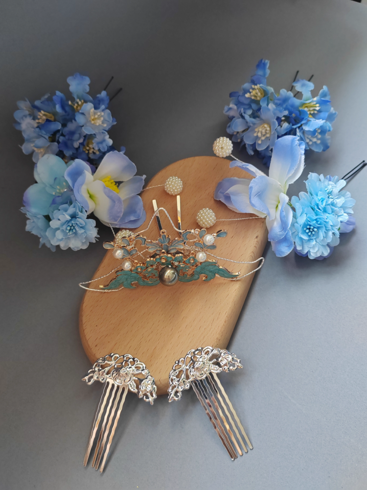 Moonlit Reunion Zi Ye Gui Drama Actress Cat Officer Snake Officer Hanfu Accessory Hair Tiara Hair Stick Combs Head Piece Necklace Earrings Tian QiWei