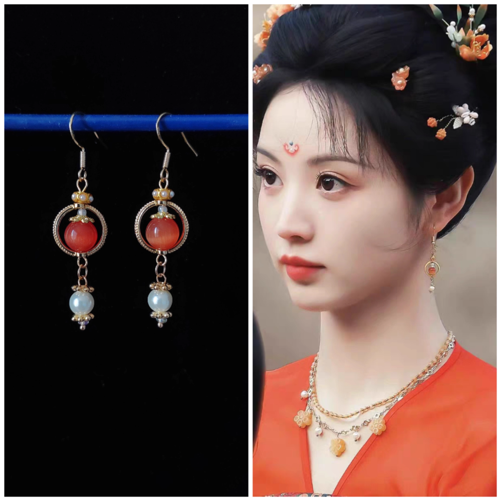 Moonlit Reunion Zi Ye Gui Drama Actress Cat Officer Snake Officer Hanfu Accessory Hair Tiara Hair Stick Combs Head Piece Necklace Earrings Tian QiWei