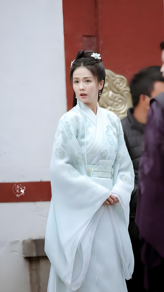 Zhou Sheng Ru Gu One And Only Ancient Chinese Princess General Costume Hanfu Bai Lu Ren JiaLun Shi Yi Delicate Embroidery Hanfu