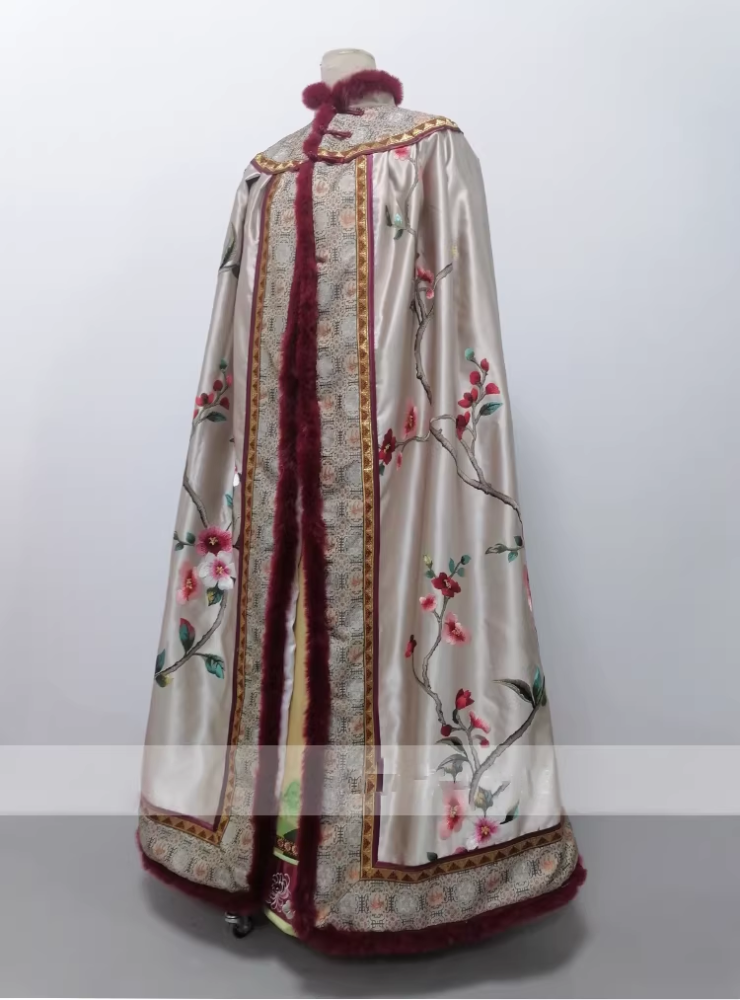 Qing Dynasty Empress Princess Winter Thick Fur Cloak with Delicate Embroidery Mum-Daughter Photography Costume Hanfu Size can be Customized for Ancient Chinese Qing Dynasty Palace Photo