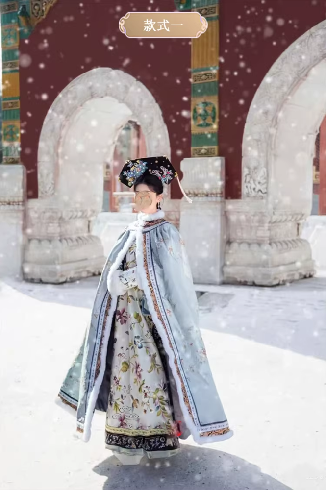 Qing Dynasty Empress Princess Winter Thick Fur Cloak with Delicate Embroidery Mum-Daughter Photography Costume Hanfu Size can be Customized for Ancient Chinese Qing Dynasty Palace Photo