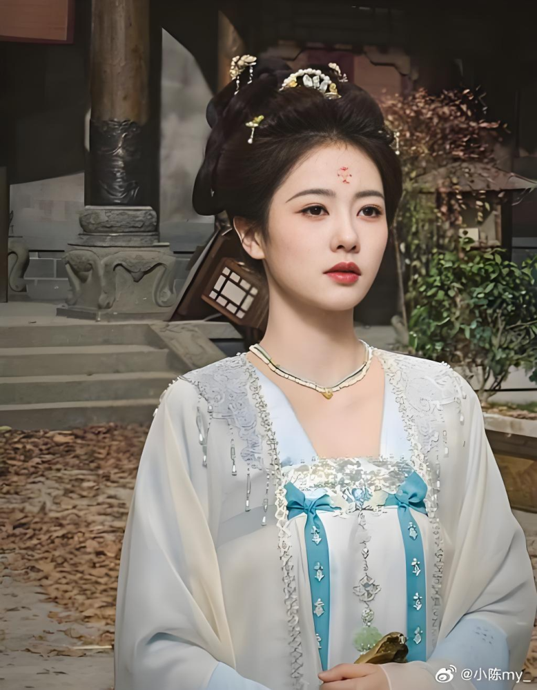 New Drama Unveil: Jadewind Drama Costume Tang Dynasty Princess Costume Delicate Embroidery and Print Hanfu Ru Qun Actress BaiLu Li PeiYi Same Design Costume and Hair Jewelry Necklace Hair Tiara Hair Sticks