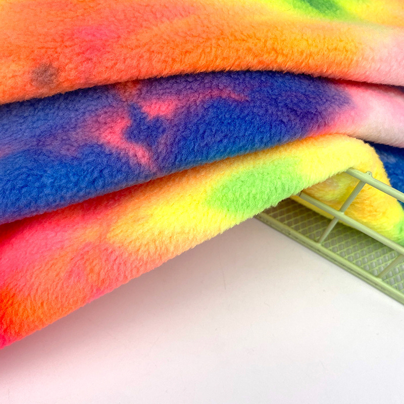 Multi Color Printed Polar Fleece Fabric 300GSM Double Brushed Single Napped
