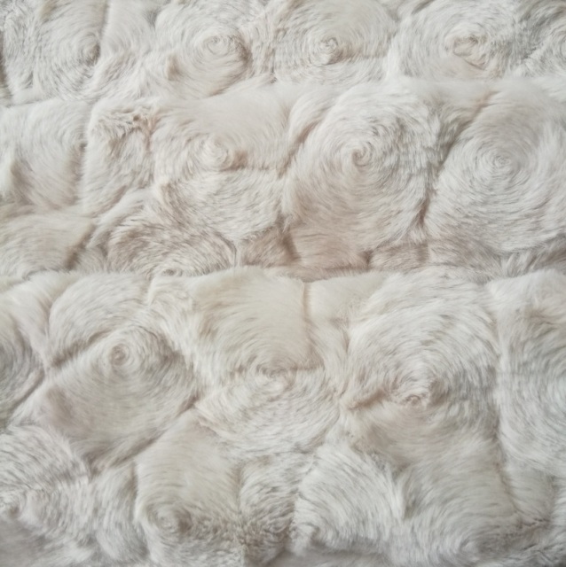 Embossed Faux Rabbit Fur Fabric Love Rose Pattern 300gsm Super Soft  For Cloth and Beddings
