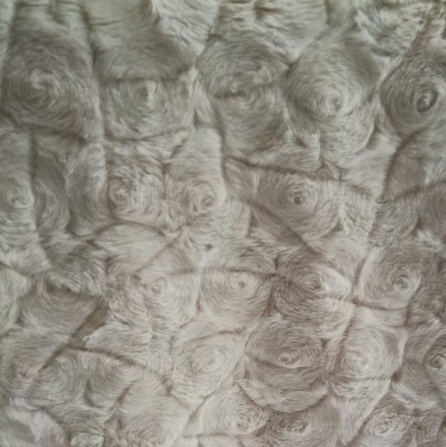 Embossed Faux Rabbit Fur Fabric Love Rose Pattern 300gsm Super Soft  For Cloth and Beddings
