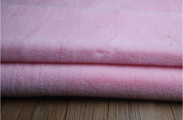 100% Polyester Plain Color Faux Rabbit Fur Fabric Super Soft  For Garment and Beddings