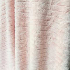 100% Polyester Embossed Stripes Faux Rabbit Fur Fabric 330gsm Super Soft  For Garment Lining and Beddings