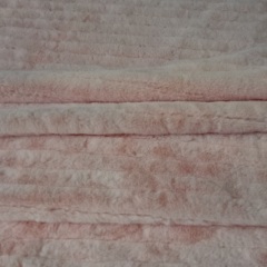 100% Polyester Embossed Stripes Faux Rabbit Fur Fabric 330gsm Super Soft  For Garment Lining and Beddings