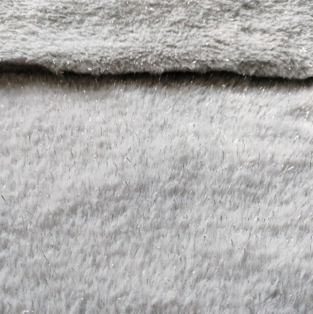 Faux Rabbit Fur Fabric with Silver Lurex Thread 330gsm Special Design for Cloth
