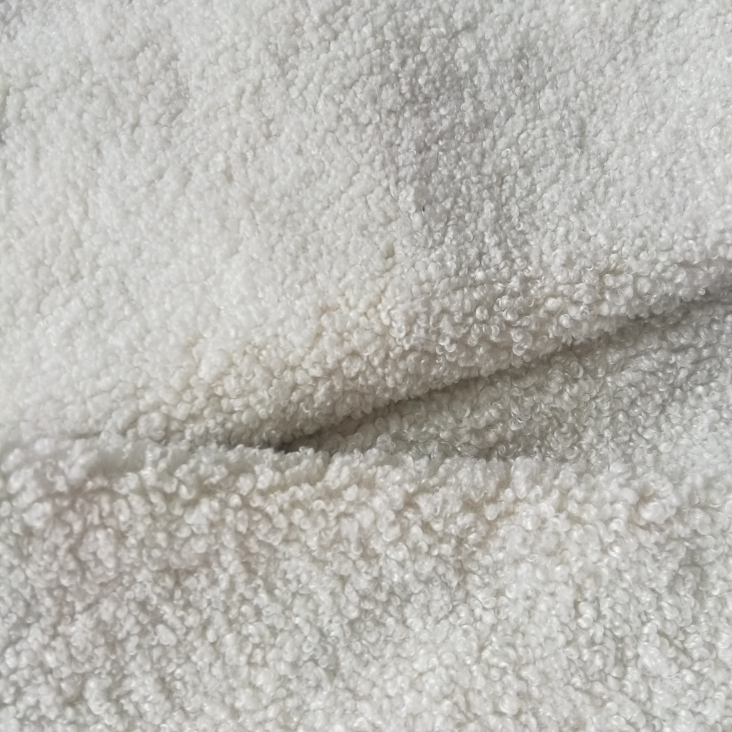 100% polyester 450gsm teddy fur sherpa fabric plain color for cloth and fashion accessories