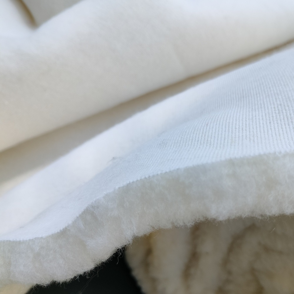 100% Recycled Faux Fur Sherpa Fabric 1000gsm for Underlay Blanket, Home Articles and Rugs