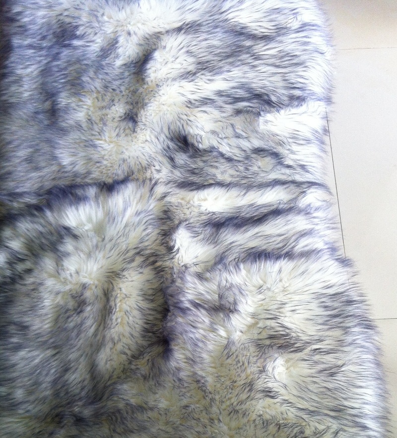 Long Pile Faux Fake Fur Fabric Tip Dyed Wolf Fur Fabric Long Hair Faux Wolf Wool for rug,covers and home