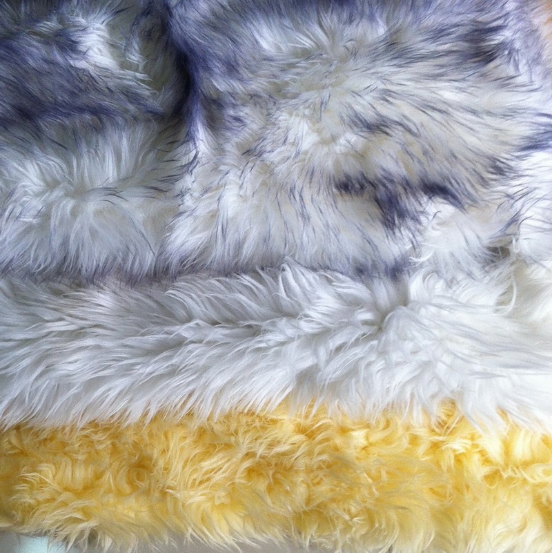 Long Pile Faux Fake Fur Fabric Tip Dyed Wolf Fur Fabric Long Hair Faux Wolf Wool for rug,covers and home