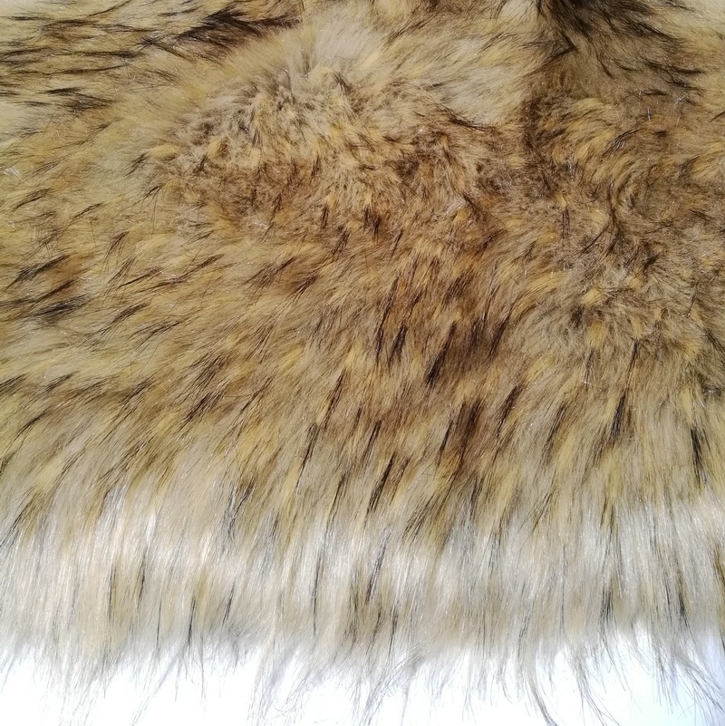 Faux Fake Fur Fabric 3 Colors Dyed Raccoon Fur For Fashion Garment Home Rugs And Toys