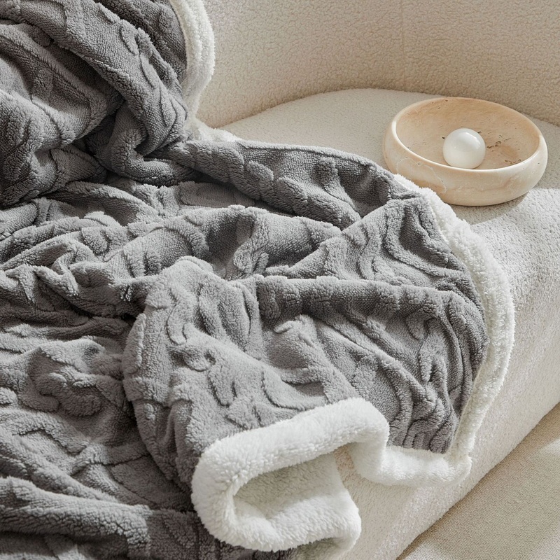 Factory OEM Luxury Embossed Faux Fur Throw Blanket Ultra Soft Plush and Warmth for Winter Gifts