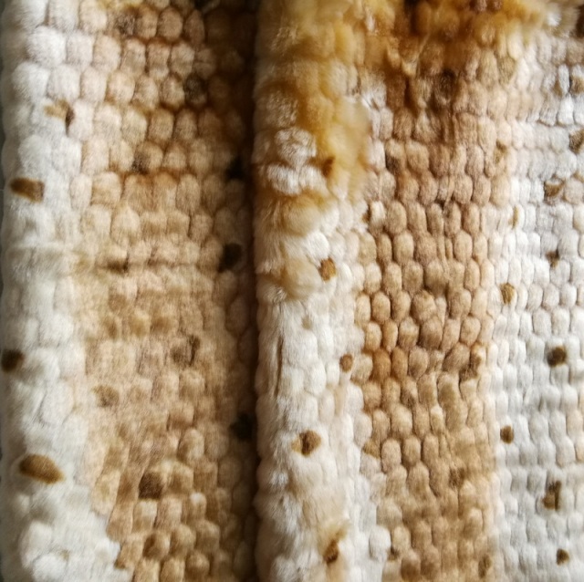 Short Plush Animal Print Faux Fur Fabric For Rugs Fashion Garments and Display Decoration