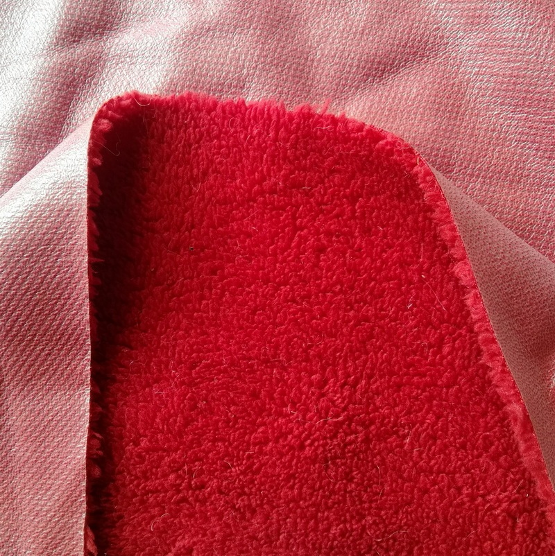 TPU Coated Waterproof Faux Fur Pet Blanket Fabric Pet Underlay Blanket Fabric Faux Fur Dog Unerlay Blanket