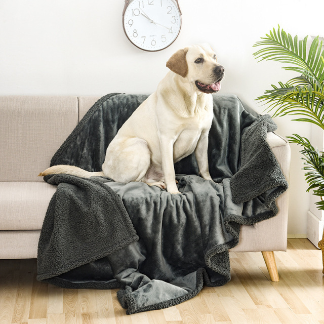 Double Side Sherpa Faux Fur Pet Throw Towel Blanket for Dog Faux Fur Proof Pet Dog Throw Blanket