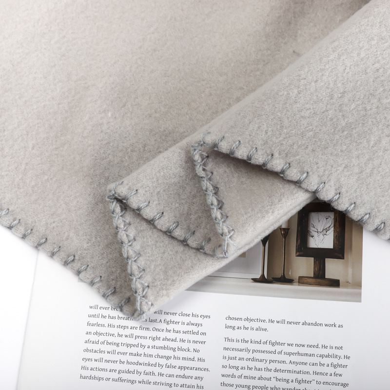 Cheapest Faux Fur Gift Throw Blanket Double Face Multi Fuction for Lunch Break Air Condition Room and Travel