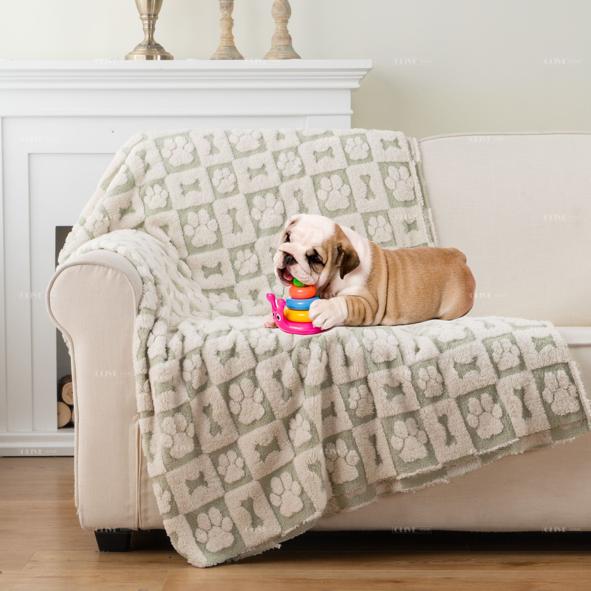 Luxury Embossed Faux Fur Pet Throw Towel Blanket waterproof Faux Fur Dog Blanket For Couch
