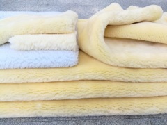 Synthetic Sheepskin Shearling 20mm Heavy Density 1000GSM For Equestrian Saddle Pad Home Rugs and Seat Cover
