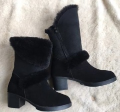 Luxury Sheepskin Outerdoor Short Boots Water Repellent Fashional Design for Extra Warm in Winter