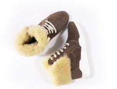 Luxury Sheepskin Outerdoor Short Boots Water Repellent Fashional Design for Extra Warm in Winter
