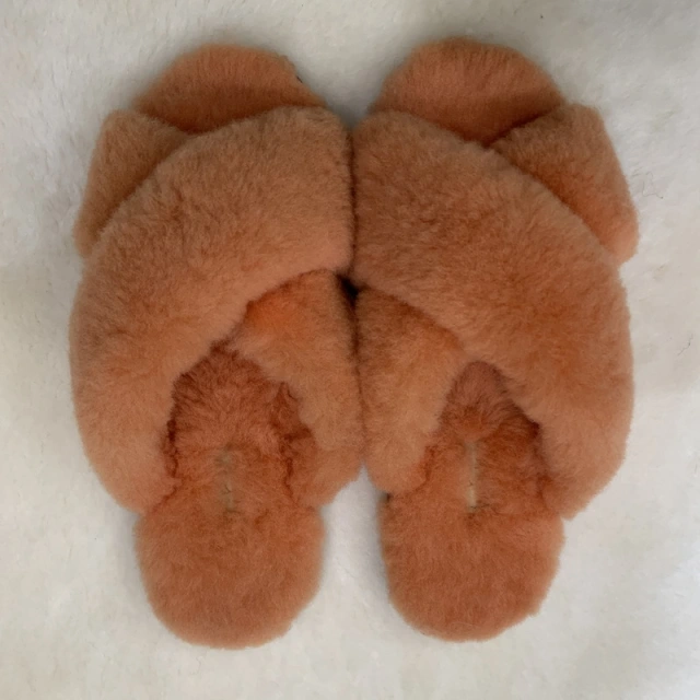 Premium B2B Sheepskin Slippers Manufacturing