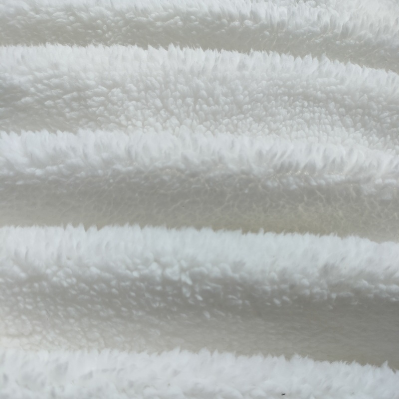 Synthetic Fur Lamb Wool Fabric Sheep Effect 240GSM For Garmnet Lining Hat and Beddings — Soft Faux Fur Material for Wholesale Applications