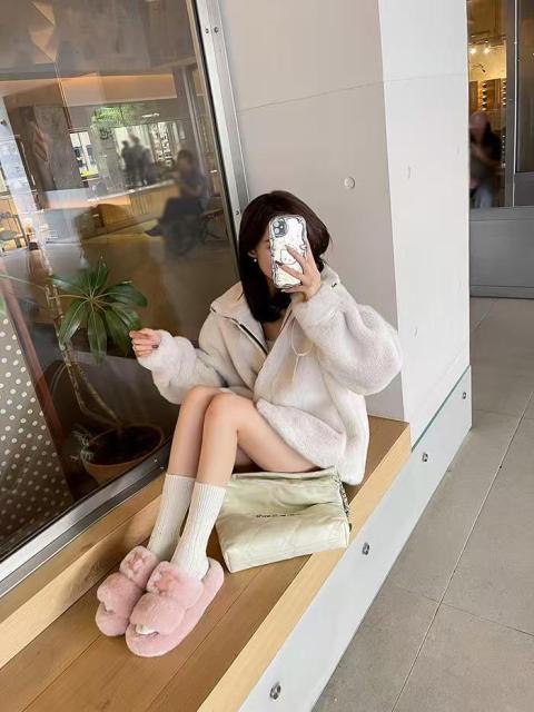 most comfortable indoor outdoor slippers faux fur flip flops faux fur lined indoor moccasins slip on indoor shoes