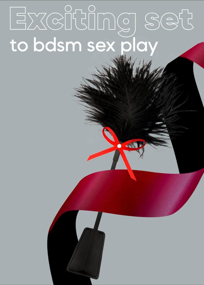Blinfolds for Sex Play Spanking Feather Ticklers Teasers BDSM Blindfold for Adults Couples Play Kit Fetish BDSM Bondage Sex Whips Red Eye Mask 59"       性爱游戏用眼罩 肚皮抽打羽毛搔痒器 惩罚者 BDSM 成人情侣游戏套装 性癖 BDSM 绑缚性鞭子 红色眼罩 59"