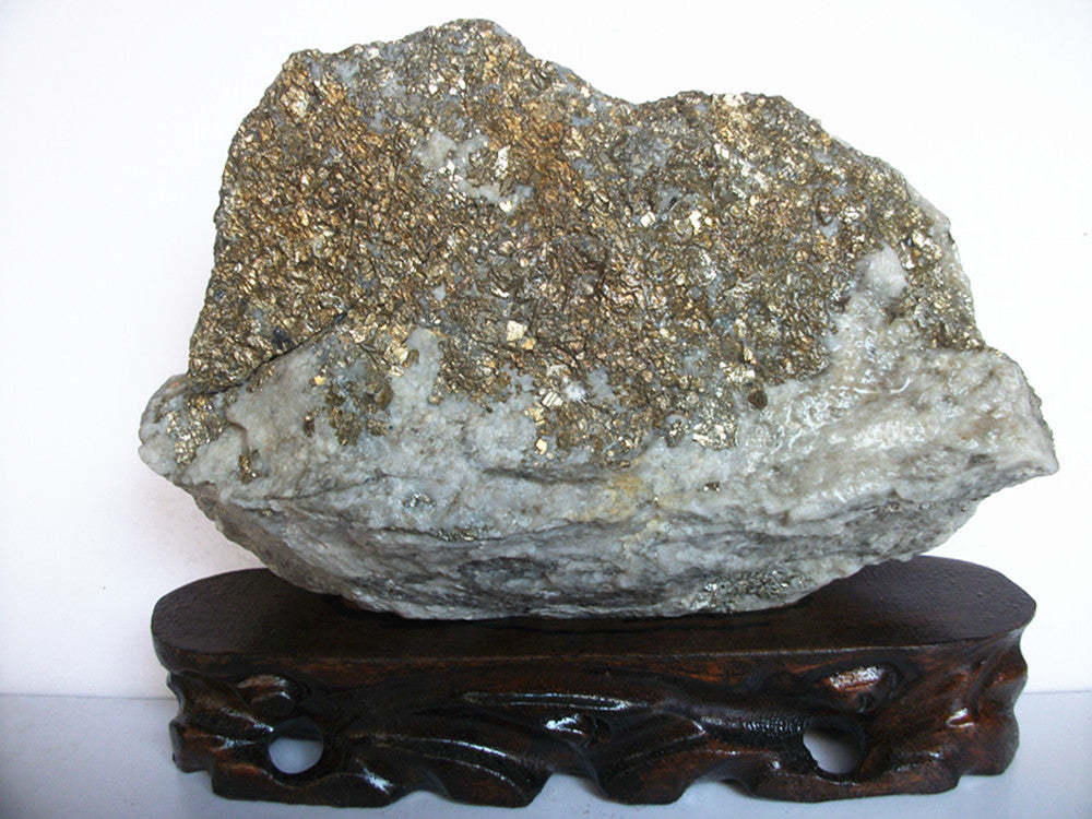 Crystal and Stone sculpture ornaments Pick on Live