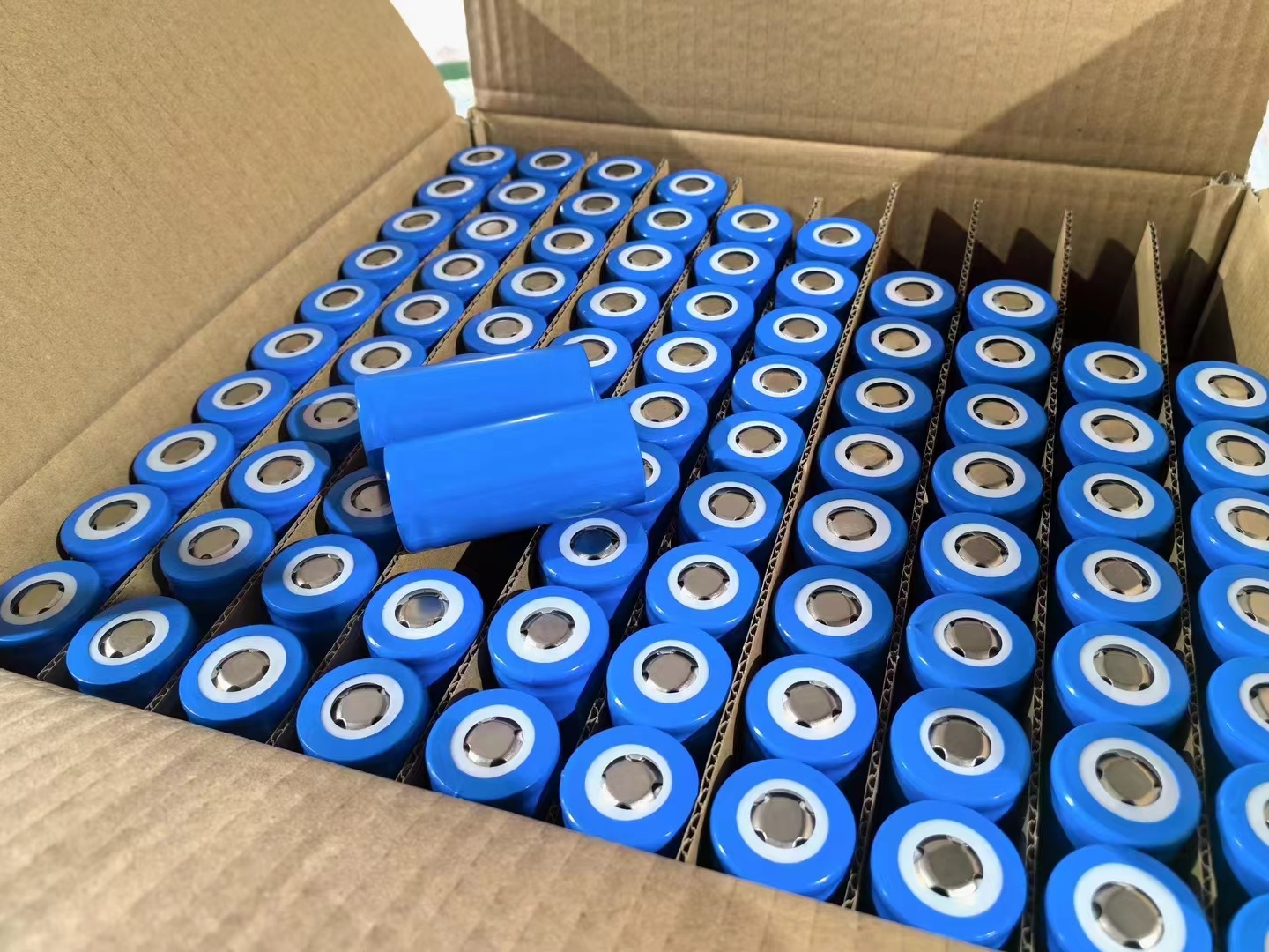 LFP cylindrical cell