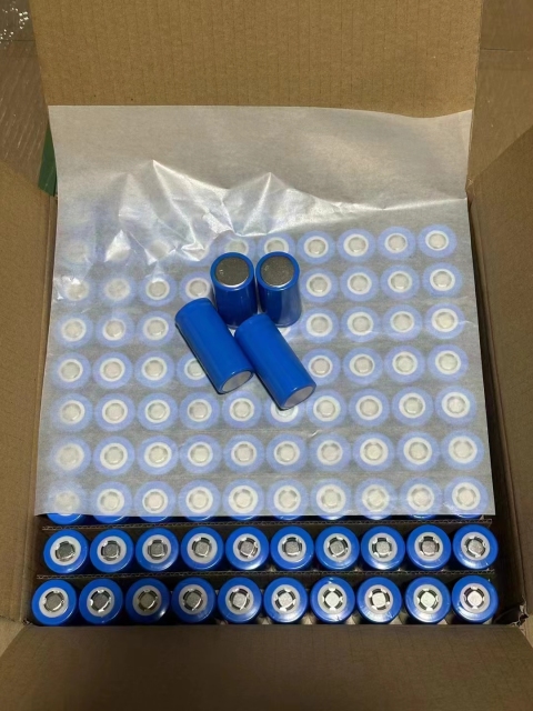 LFP cylindrical cell