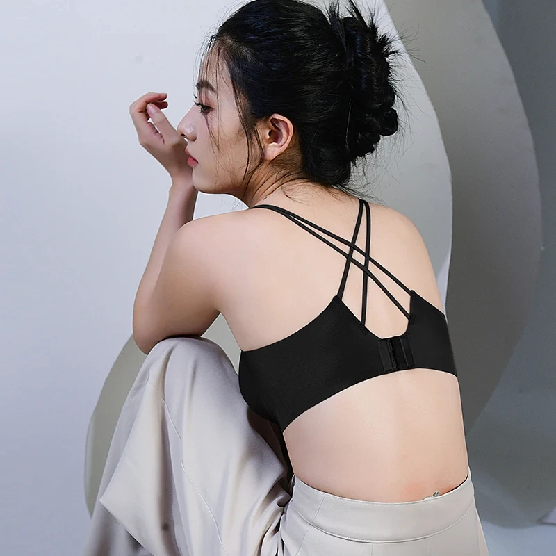 Women's New Design Smooth Invisible Cross Back Soft Spandex Everyday Sexy Style Bra for Adults
