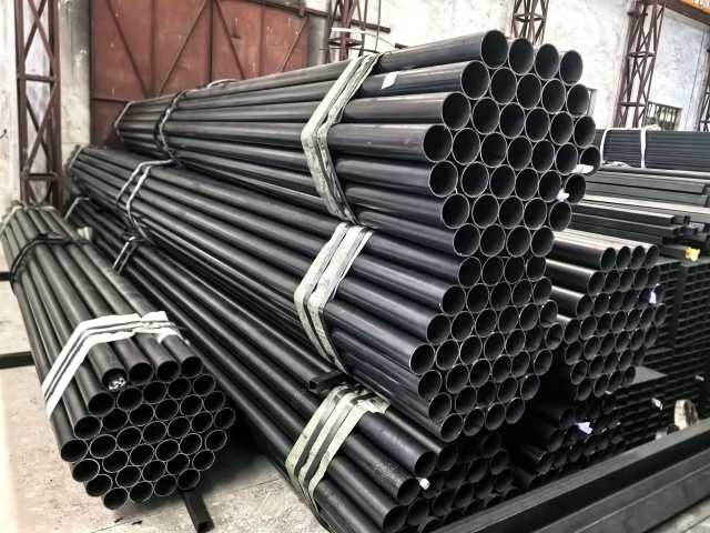 Q235B/A36/Fe360D/S235JR/SS400 Carbon Steel Pipe