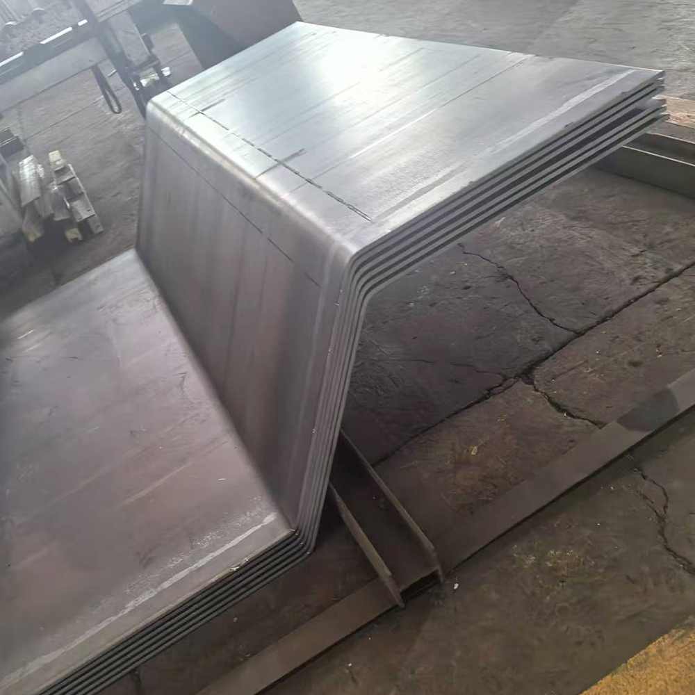 Heavy-duty large section trapezoidal integrated bending corrugated plate