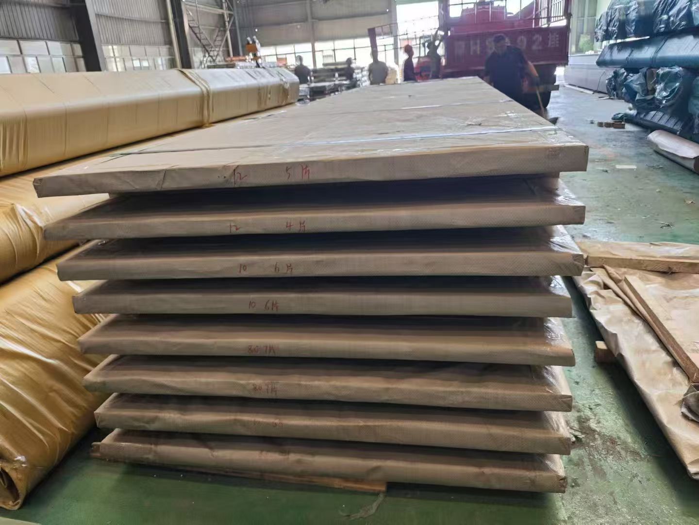 Hot Rolled 904L Stainless Steel Plate