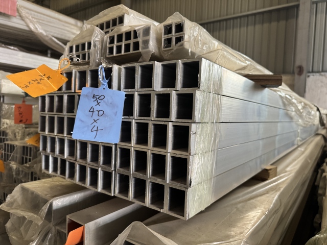 Rectangular Aluminum Pipe