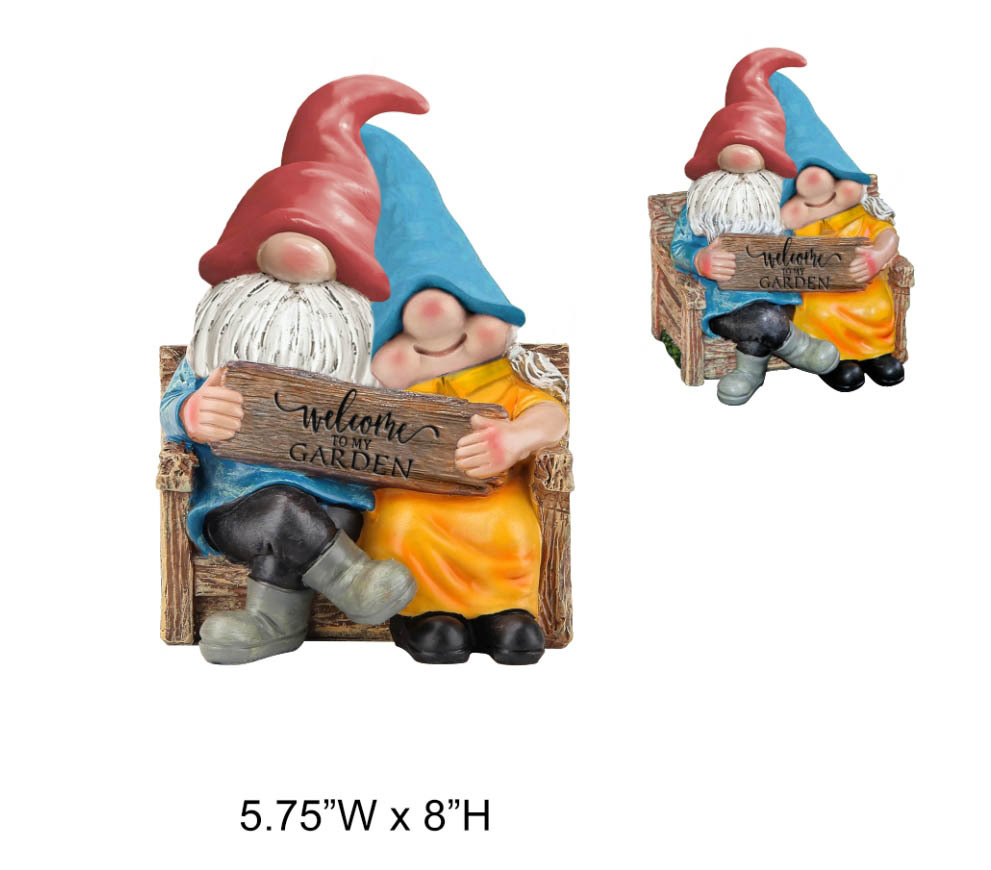 Gnomes Leaning Together Statue